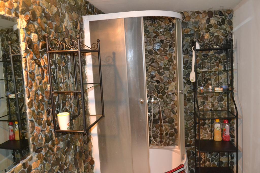 Casa De Oaspeti Dunarea La Cazane Dubova Bagian luar foto